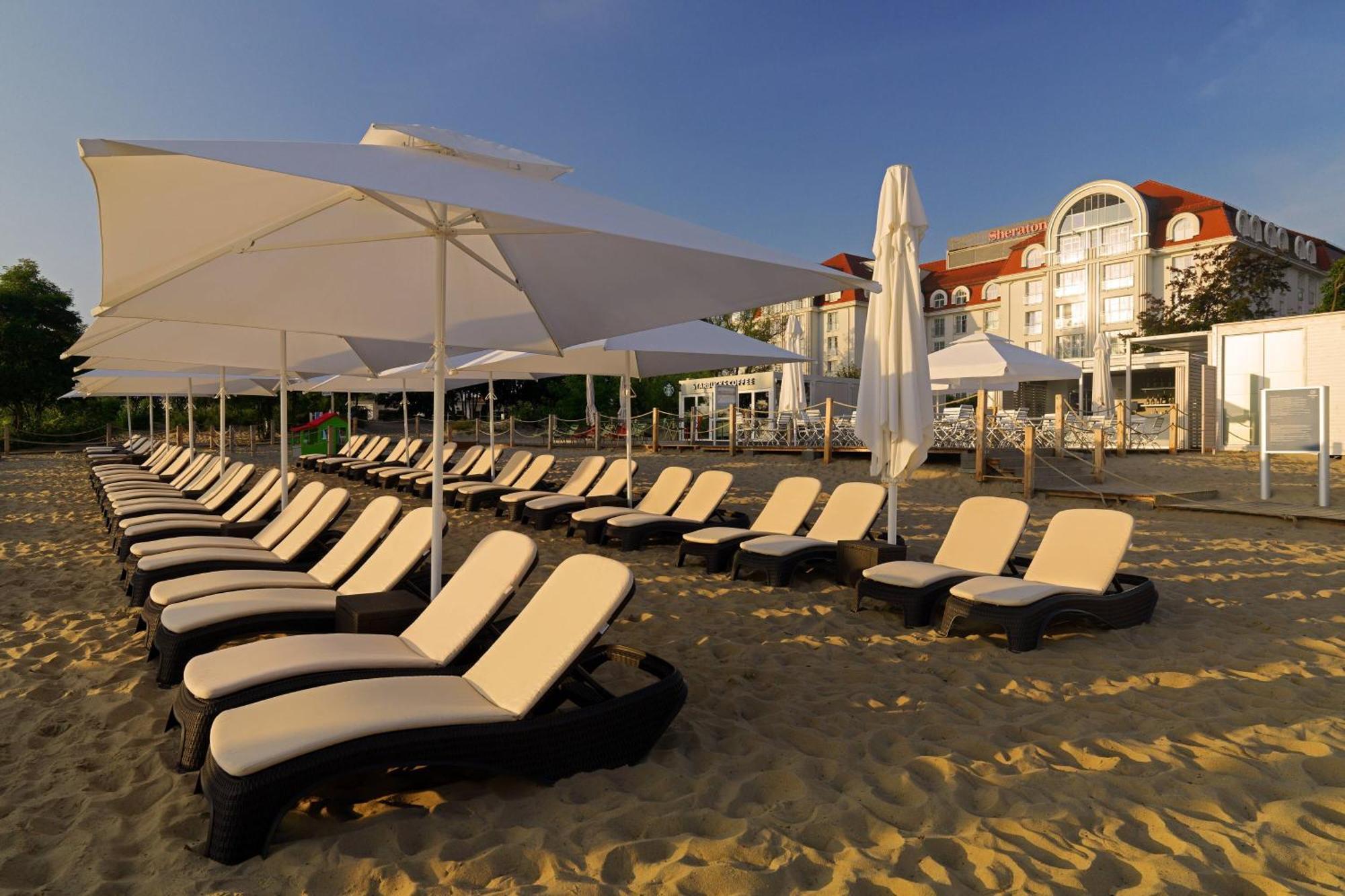 Sheraton Sopot Hotel Екстериор снимка Beach at the Grand Hotel