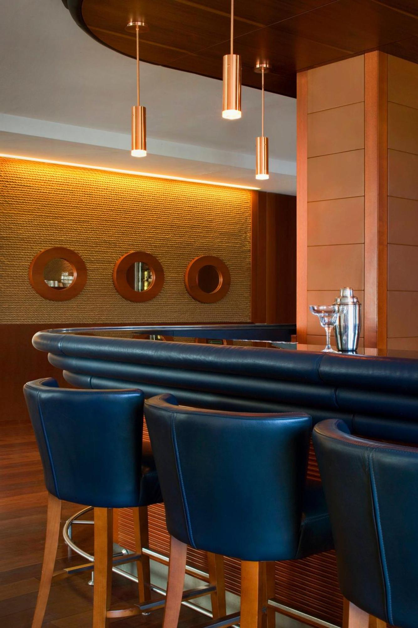 Sheraton Sopot Hotel Екстериор снимка The bar at the lounge